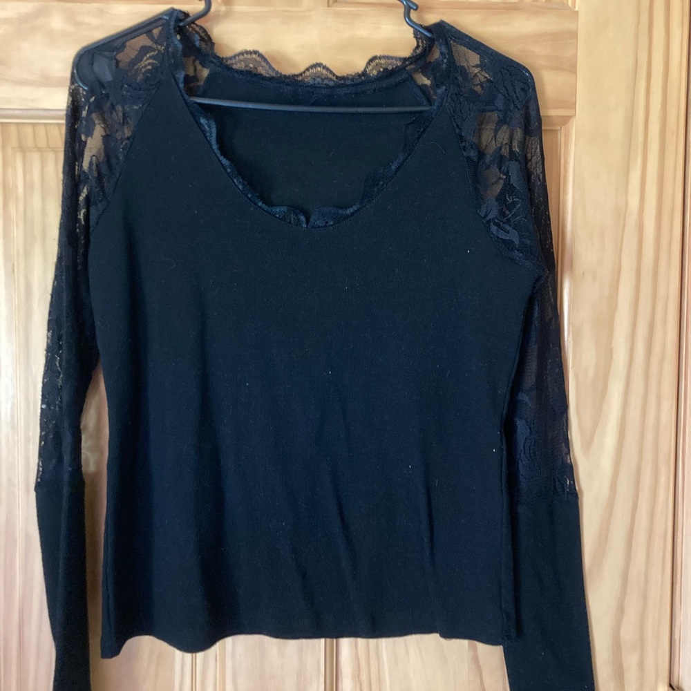 Black scoop neck long sleeve top